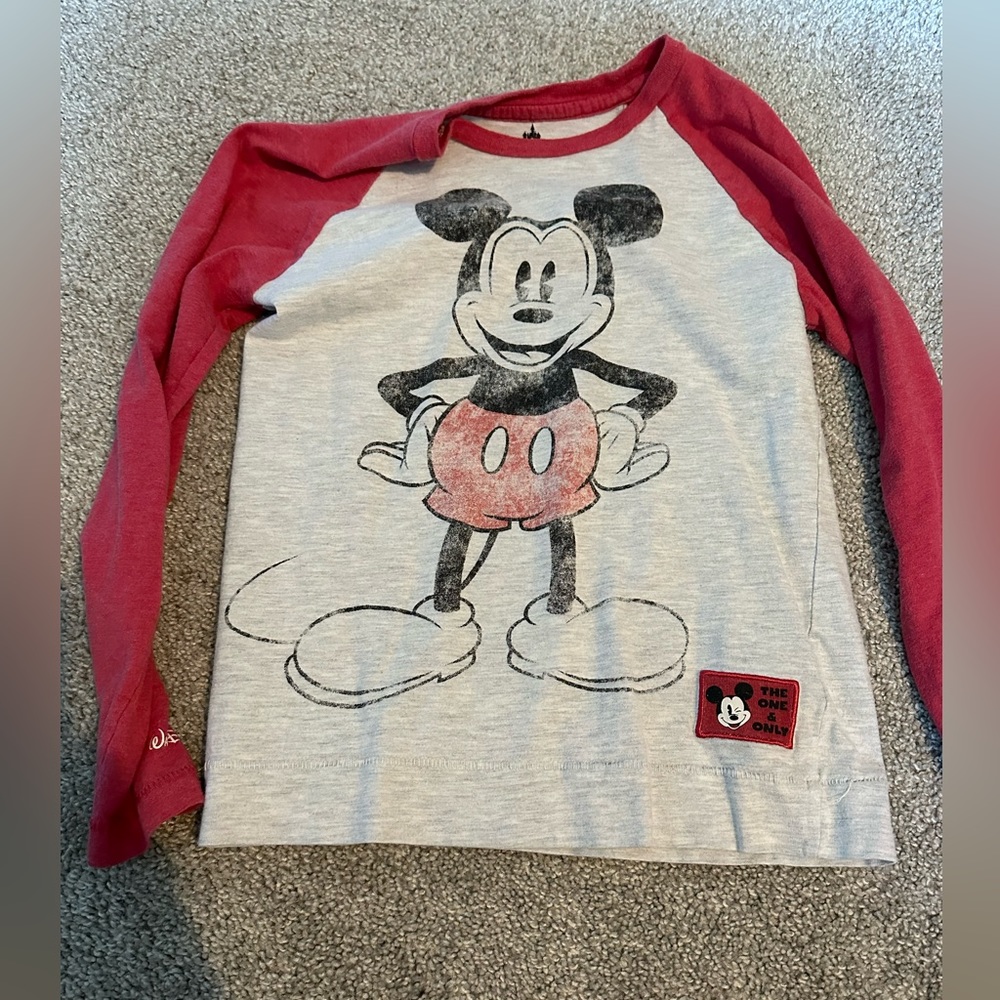 Walt Disney World Mickey Mouse Baseball Tee  size M